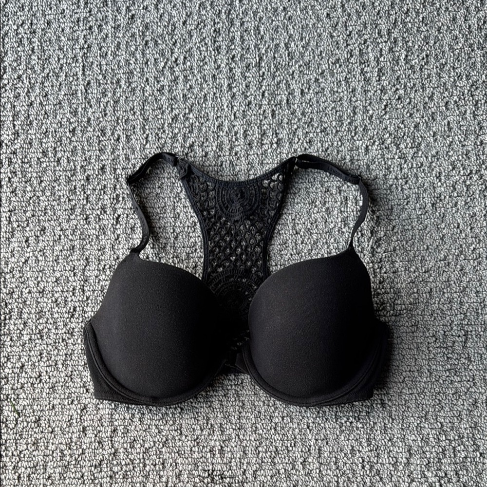 Victoria’s Secret Black Lace Back Lined Demi Bra Size 32DD
